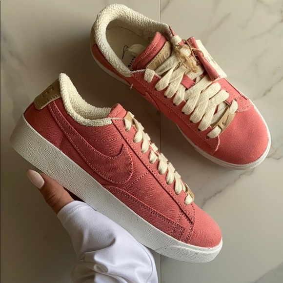 NWT Nike blazer low LX - Picture 2 of 7